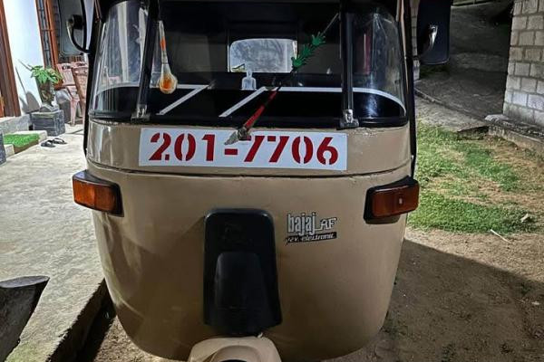 BAJAJ 1995 2 STROKE