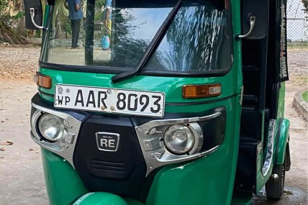 BAJAJ 2014 4 STROKE