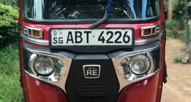 BAJAJ 2019 4 STROKE