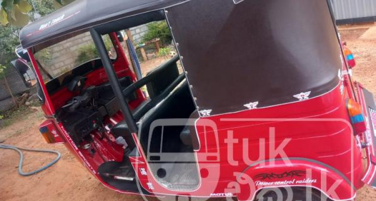 BAJAJ 2013 4 STROKE