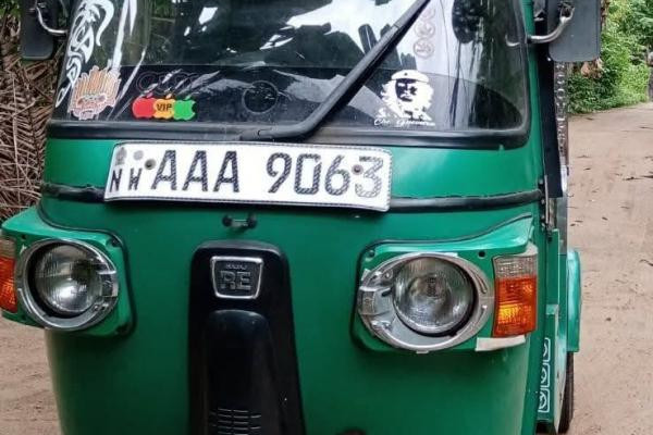 BAJAJ 2012 4 STROKE