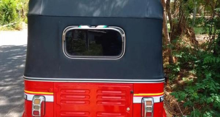 BAJAJ 2011 4 STROKE