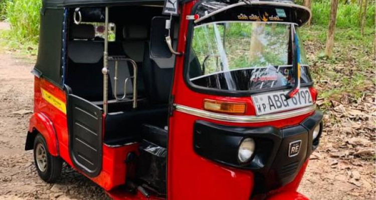 BAJAJ 2015 4 STROKE