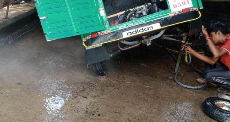 BAJAJ 1995 2 STROKE