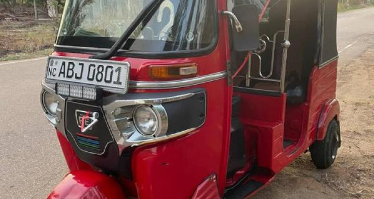 BAJAJ 2015 4 STROKE