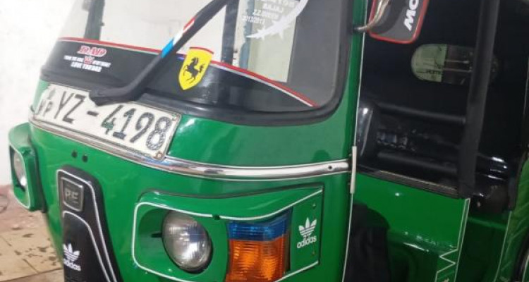 BAJAJ 2012 4 STROKE