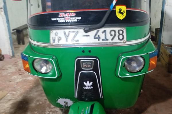 BAJAJ 2012 4 STROKE