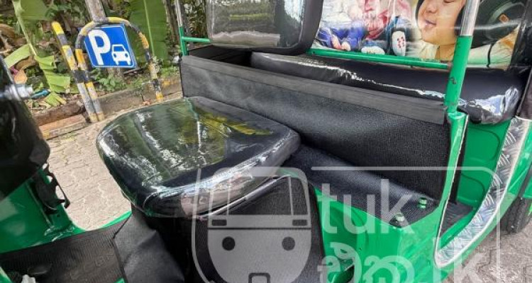 BAJAJ 2014 4 STROKE