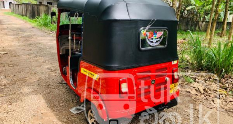 BAJAJ 2015 4 STROKE