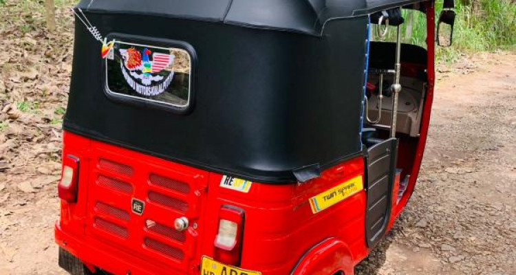 BAJAJ 2015 4 STROKE