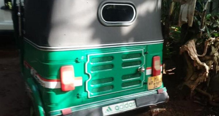 BAJAJ 2004 2 STROKE