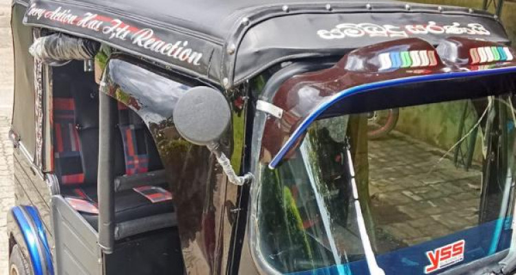 BAJAJ 2011 4 STROKE