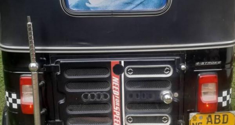BAJAJ 2015 4 STROKE